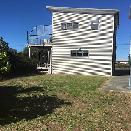 Oceans 8 - Mangawhai Heads Holiday Home Экстерьер фото