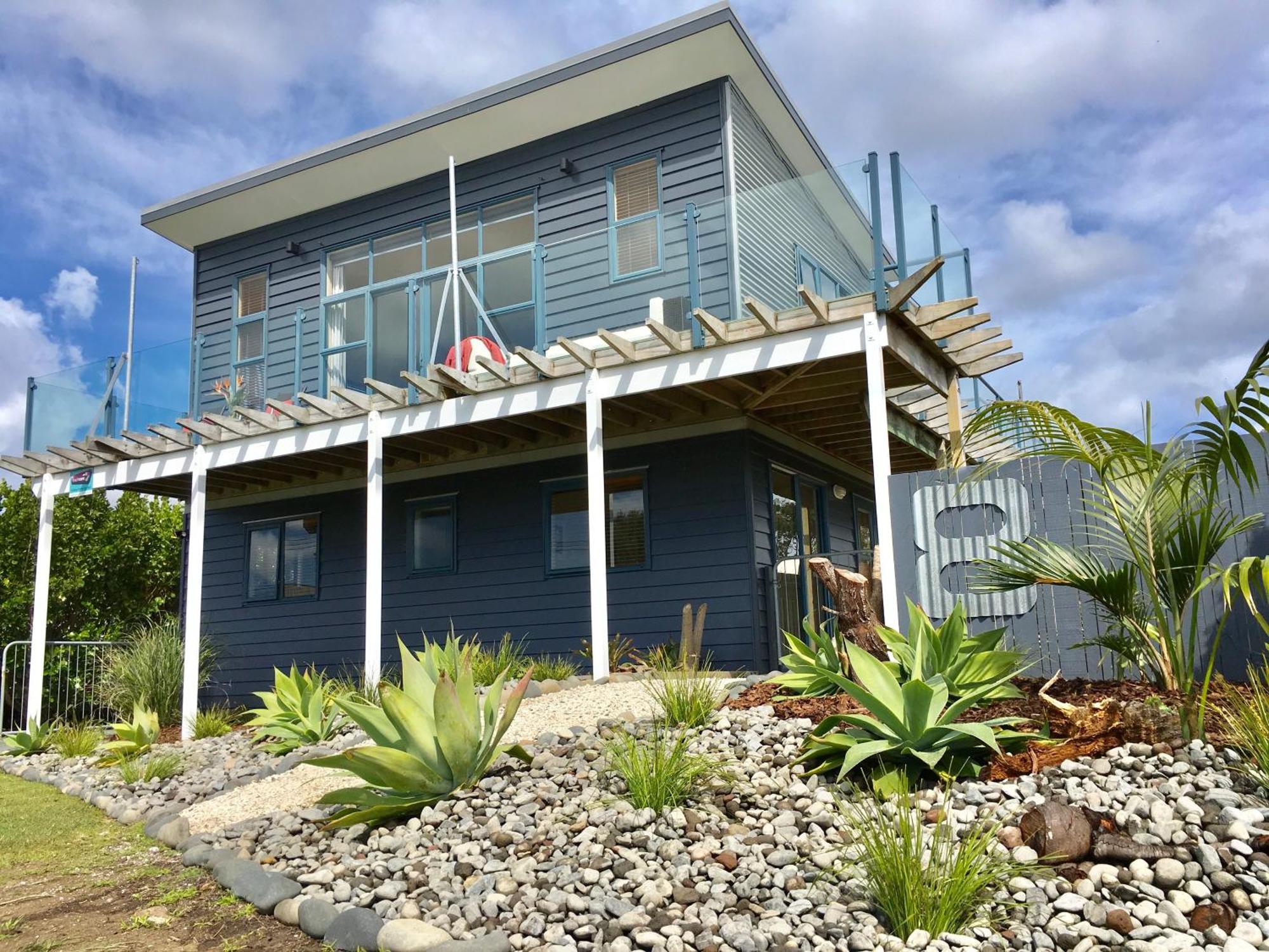 Oceans 8 - Mangawhai Heads Holiday Home Экстерьер фото